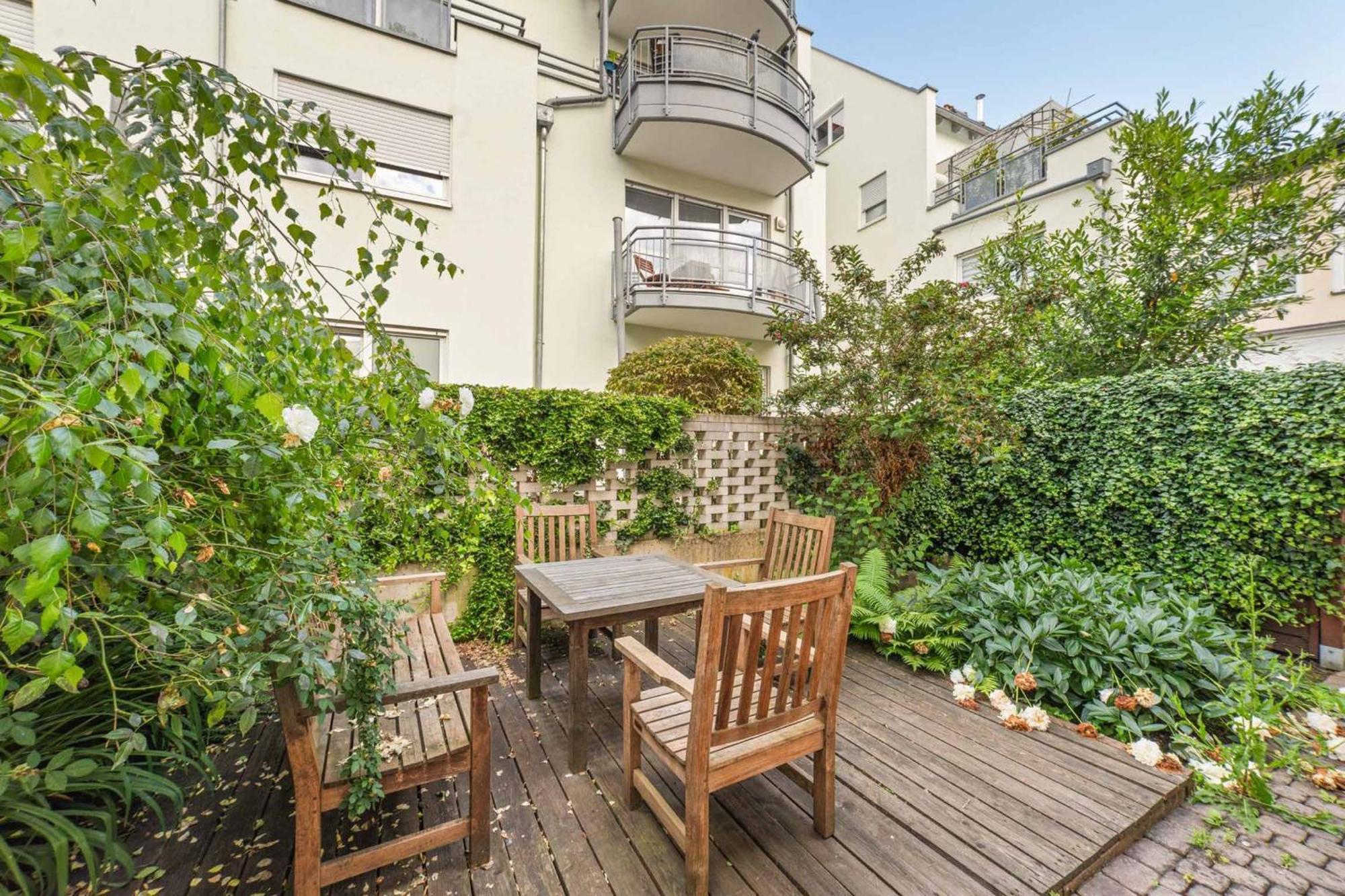 Apartment Am Albertsplatz Coburg Exteriör bild